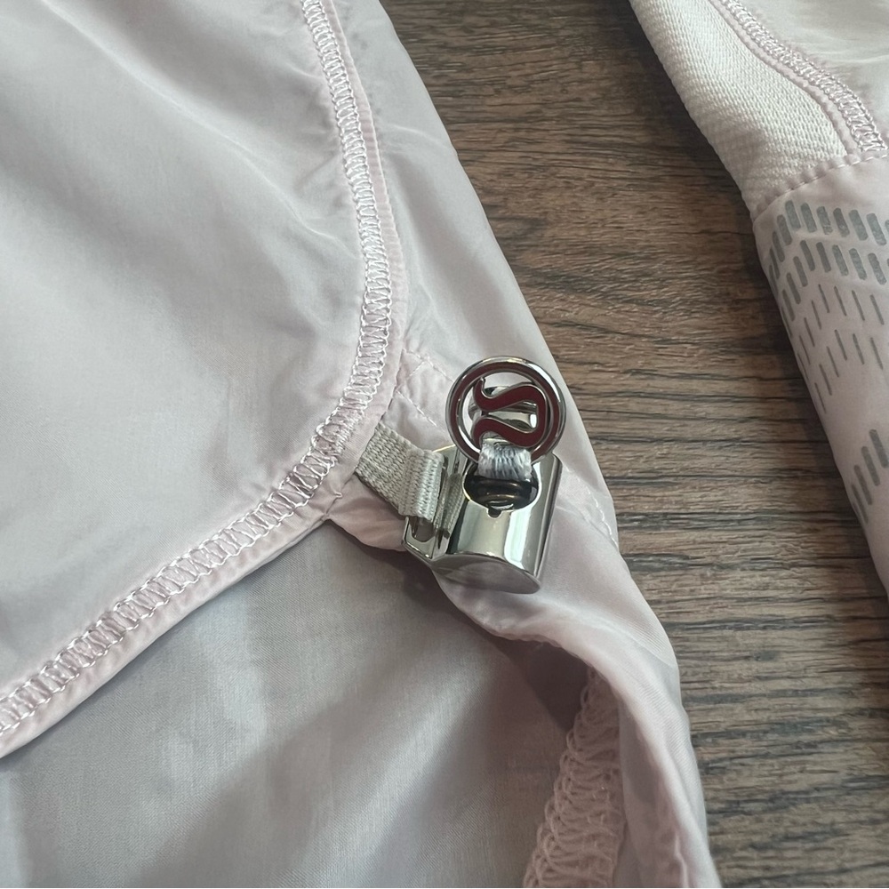 Lululemon Pedal Power Wind Shirt Jacket Neutral Blush Size 8 Silver Hardware - Picture 6 of 13
